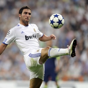 kaiyun-意甲新赛季球队成绩大揭秘，欧冠热门成谜，意甲新赛季积分榜